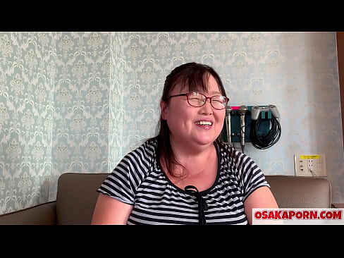 ❤️ Fat Japanese mom a 'sealltainn a h-mòr tits agus a' còrdadh ri feise dèideag. Tha màthair Àisianach 51-bliadhna a’ bruidhinn mun eòlas gnèitheasach aice. Yukiko 1 OSAKAPORN milf reamhar ❤  Porno  leinn  ﹏